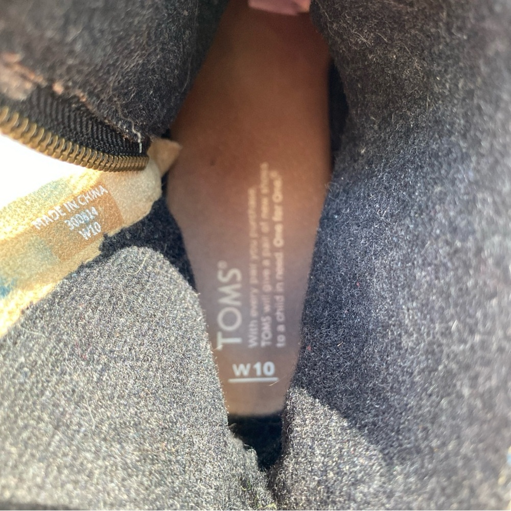 TOMS Women's leopard print wedge shoe, size 10 W - Picture 9 of 9